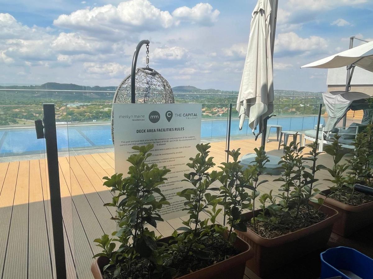Menlyn Maine Trilogy Hotel Претория Экстерьер фото
